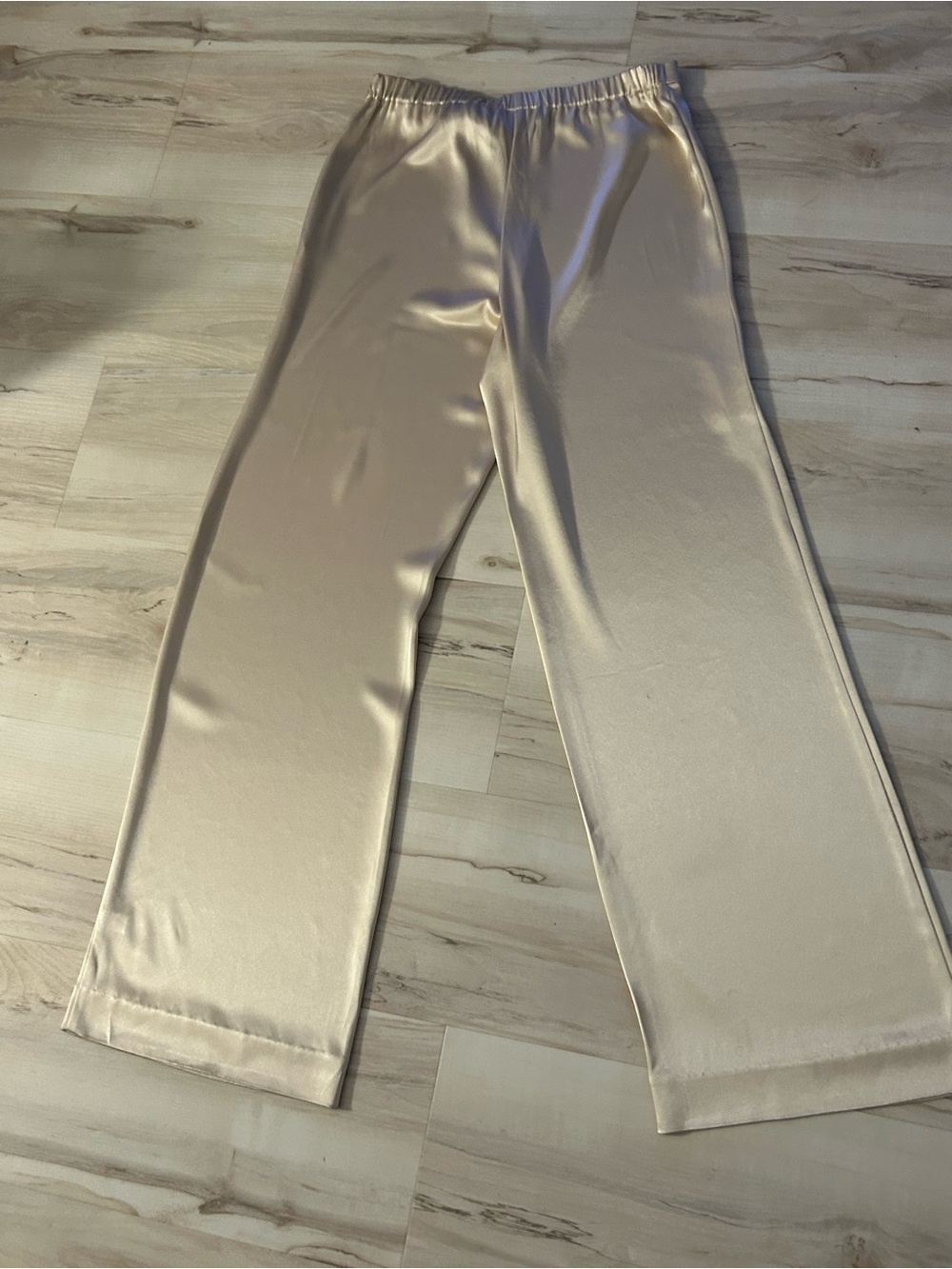St. John Champagne Satin Wide Leg Pants Size 8 Quiet Luxury Evening - Picture 16 of 16